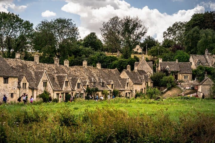 Discover the Secrets of the Cotswolds Private Tour Experience