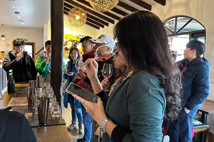 'סיור יין אקספרס ותרבות המאורי וואנקה