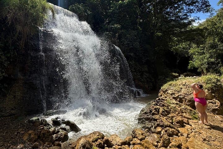 Hidden Gems of the Central Mountains: Tropical Forest Waterfalls