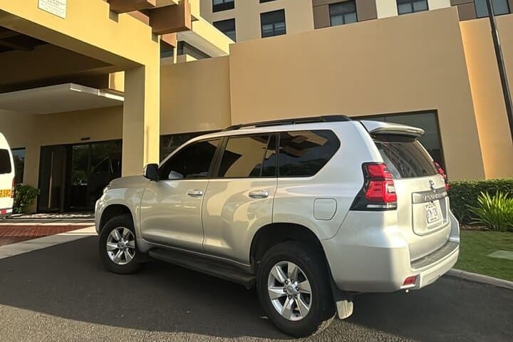 הסעה פרטית משדה התעופה ליבריה