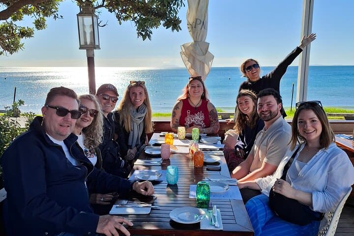 Sip & Savour through Waiheke Island (11 guests max)