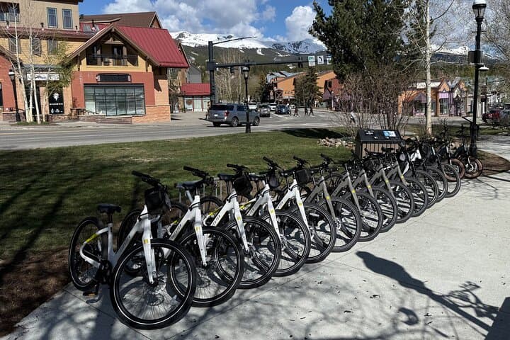 Ridden-Fall Foliage E-Bike Rentals Breckenridge To Frisco 