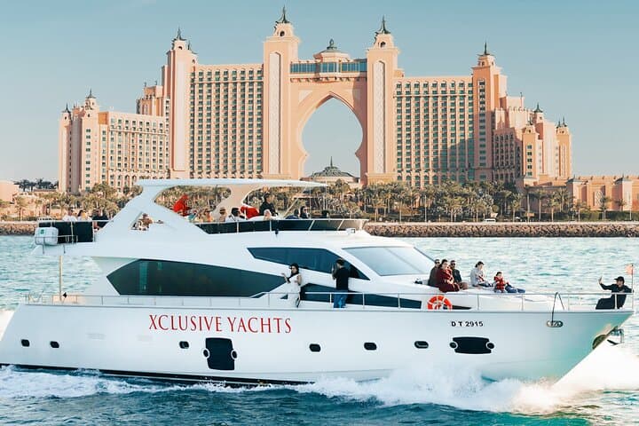 Dubai Marina Luxury Yacht Tour with Optional Breakfast or BBQ