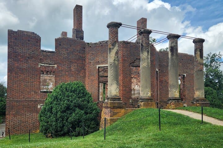 סיור פרטי של יין והנאה קולינרית