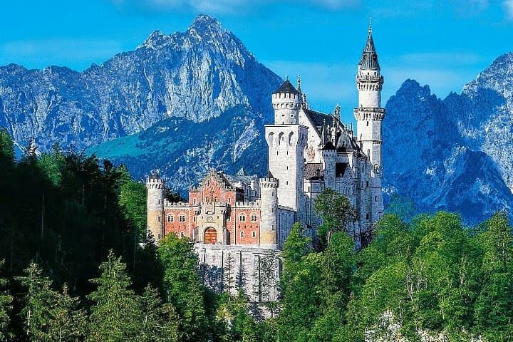 סיור נוישוואנשטיין הבלעדי של MY*GUiDE כולל. כרטיסים מגרמיש-פארטנקירכן