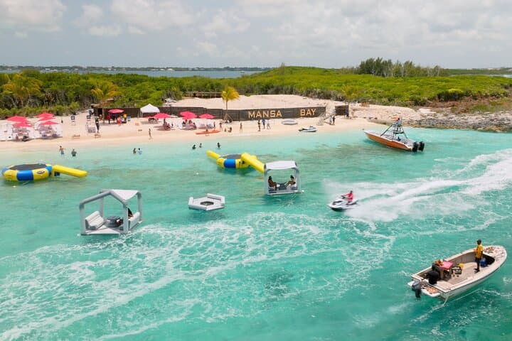 Nassau Swimming Pigs: Snorkeling, Lunch & Private Beach Club