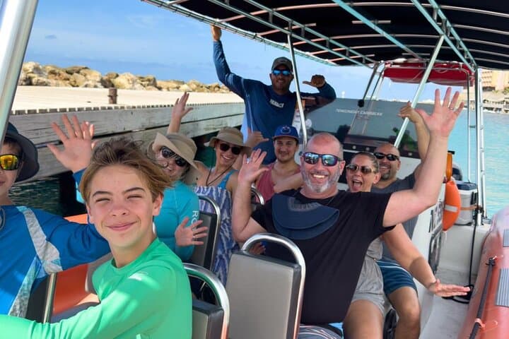 הרפתקת סירת מנוע קליין קוראסאו