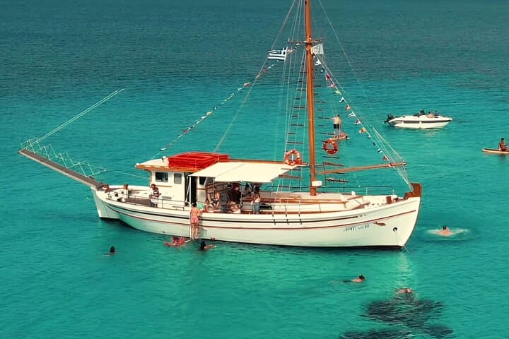 Half Day Cruise Explore Paros Antiparos and Despotiko 