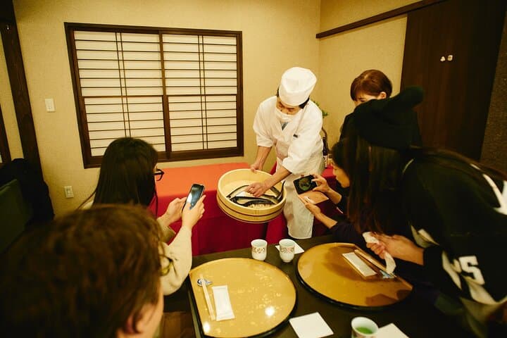 Kawagoe Japanese Food Tour : Unagi Kaiseki and Sake near Tokyo