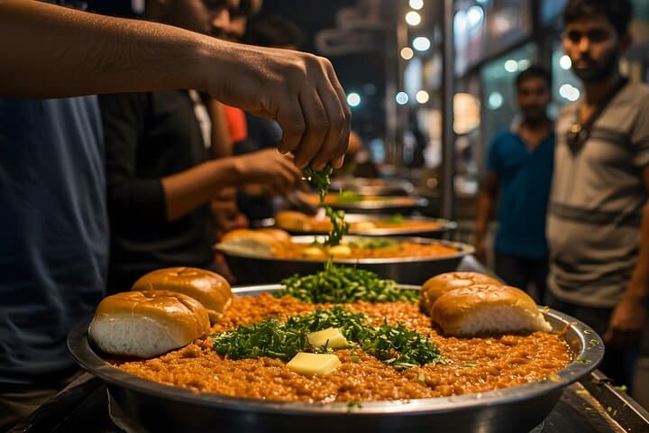 Food Walk in Ahmedabad to Savor Gujarati Cuisine