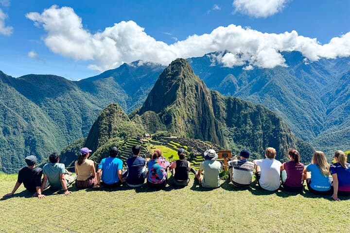 טרק אינקה של יומיים למאצ'ו פיצ'ו עם רכבת פנורמית