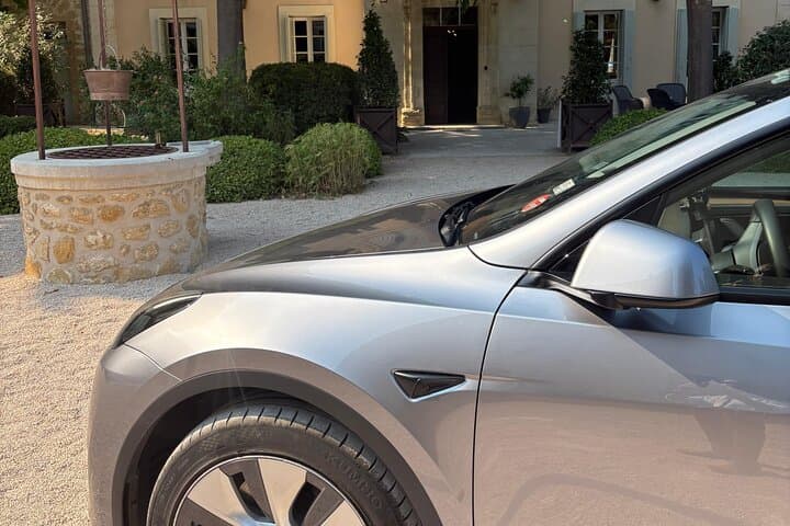 Marseille Airport to Aix en Provence Hotel: Private Transfers
