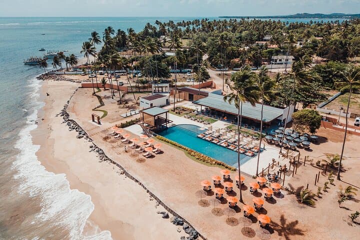 Day use by the sea with transfer included