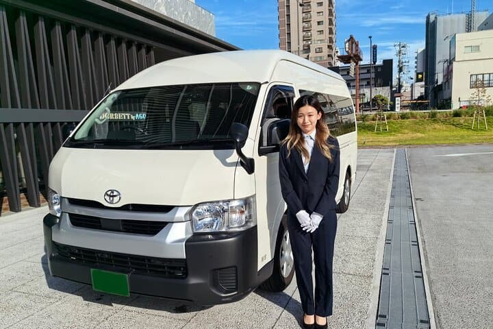 10 Seats Van Transfer from Kansai Airport to Osaka City Hotels