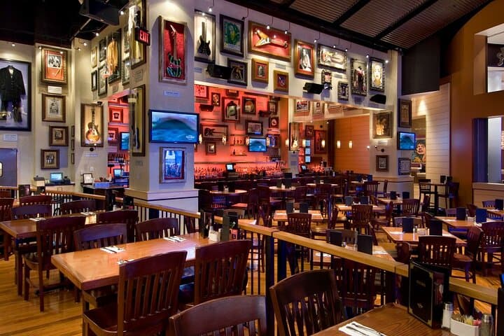 קפה הרד רוק בבלוקסי