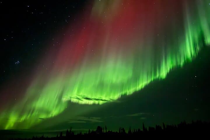 Kiruna: Aurora Chase with Street Food Dinner & Nature Guides