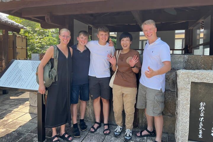 Steam-filled Streets: A Scenic Stroll in Kannawa