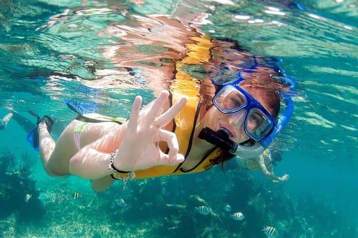 Private Island Kayak and Snorkel Tour in Vieques