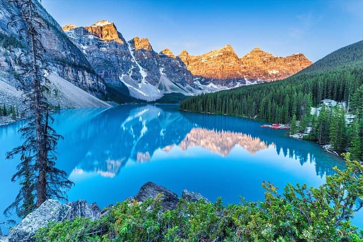 Banff Town ,Lake Louise, Moraine , Emerald & Johnston Canyon Tour