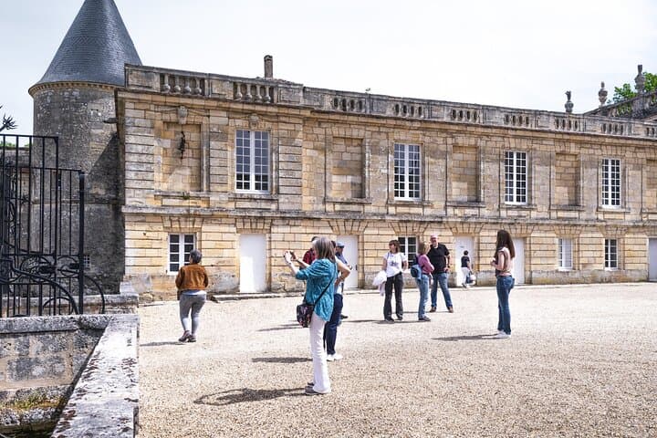 Saint-Émilion & Pomerol Wine Tour: Tastings, Lunch & WSET Guide