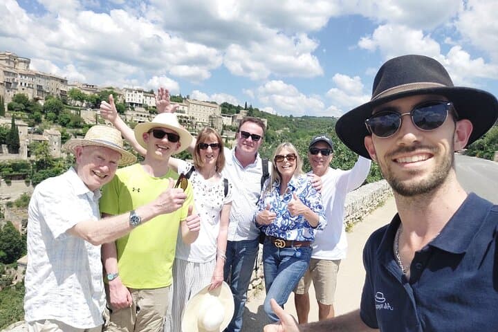 סיור חצי יום בכפרי לוברון מאיקס-אן-פרובנס