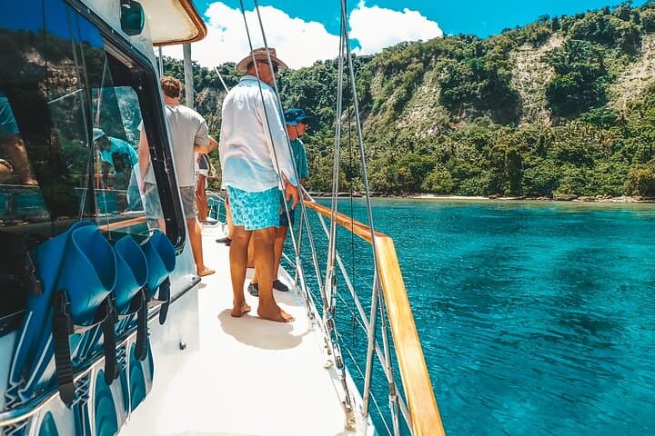 Major Tom -Sailing Day Cruise, with Snorkeling, Lunch & More!