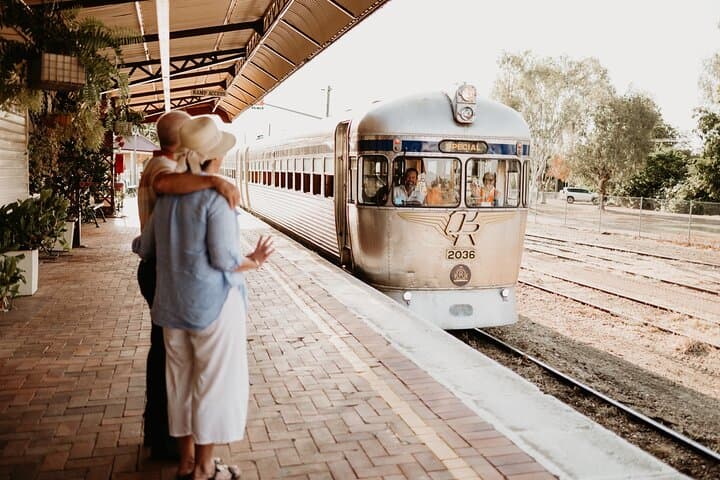 Silver-Tails Rail Sunset With Smithy's Dinner and Show