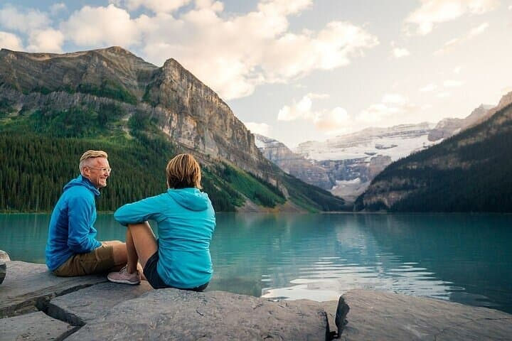 Day Trip: Lake Louise, Moraine Lake, Emerald Lake, Banff 