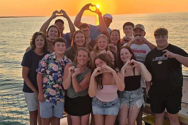 Islamorada Sunset Cruise with Champagne Toast and Snacks