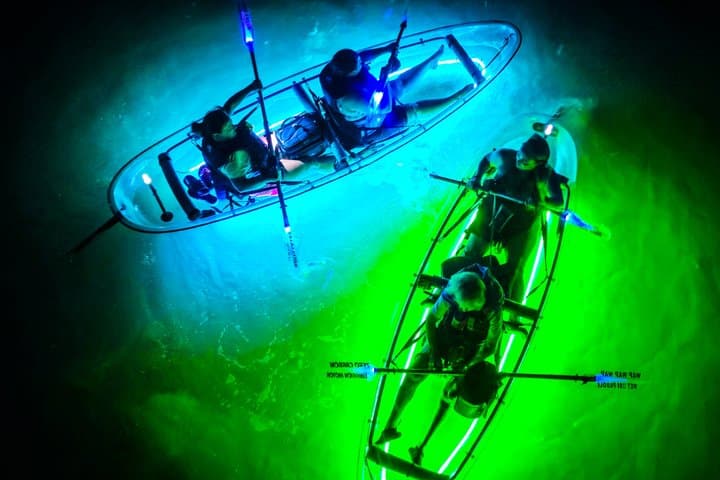 סיור קיאקים זוהרים פורט ארנסאס - אגמי המגדלור