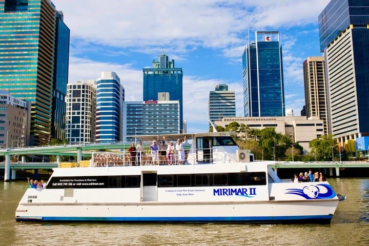 שייט בנהר בריסבין עם כניסה למקלט הקואלות בלון פין