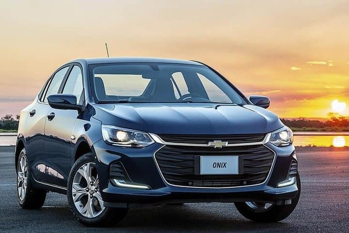 העברת רכב פרטי או SUV מנמל התעופה פוטוסי POI לפוטוסי