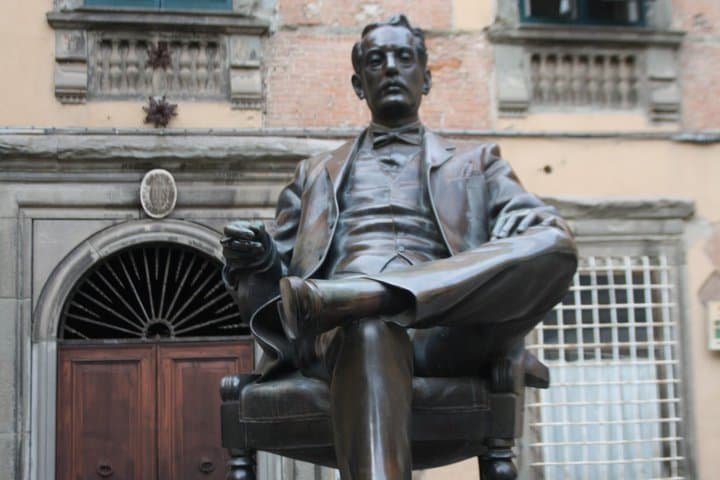 visita guidata a Lucca: ITALIANO or ENGLISH (2 guides)