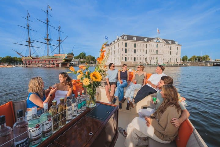 Amsterdam Luxury Canal Cruise + Unlimited Drinks & Bites option