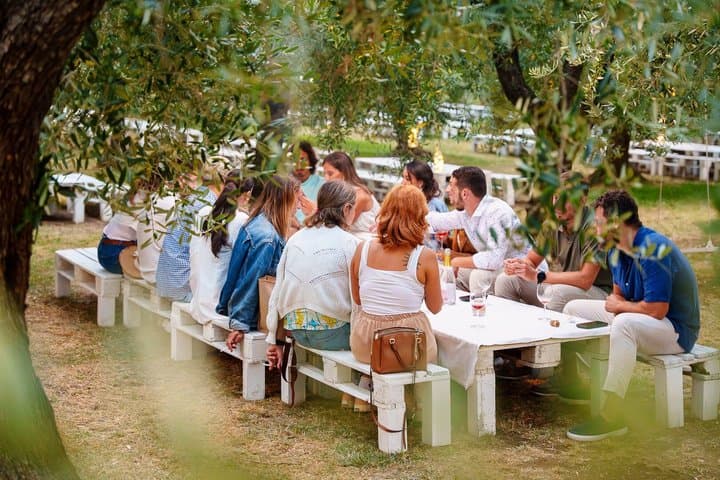 פיקניק באור הירח על חוף קוסטה די טרבוקי