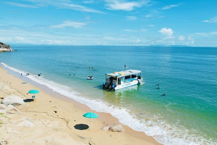 סיור הקפת האי מגנטי של אקואסקן