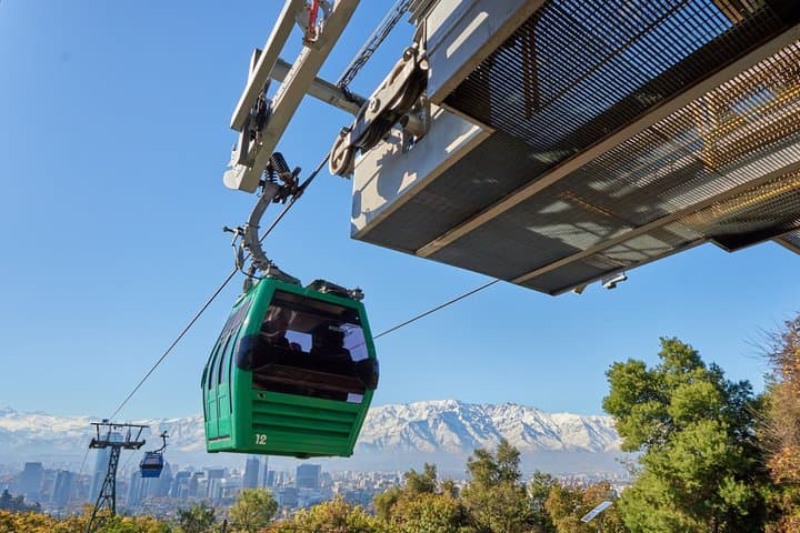 Discover Santiago: Tourist Bus, Cerro San Cristobal and Wine