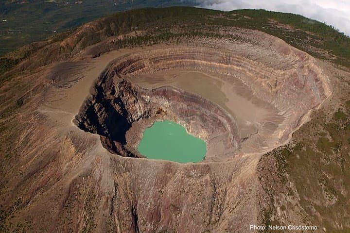 טיול במזרחוולקן סנטה אנה עם גישה מוקדמת מועדפת. לך בטוח ודלג על ההמונים.