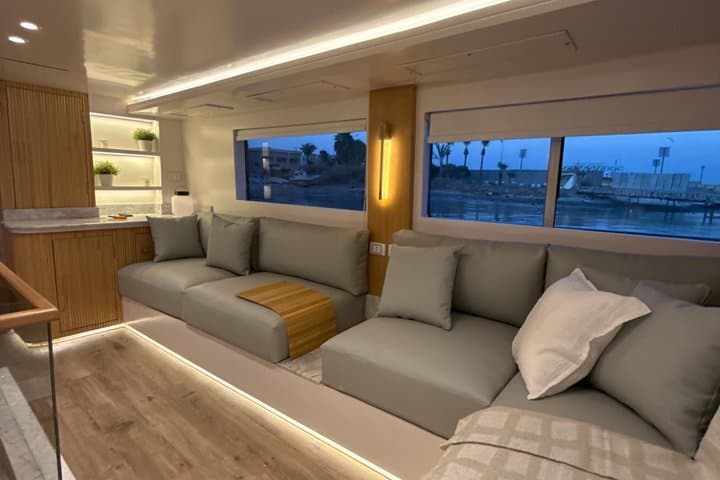 טיול סנופלינג VIP - אי לבן ורס מוחמד