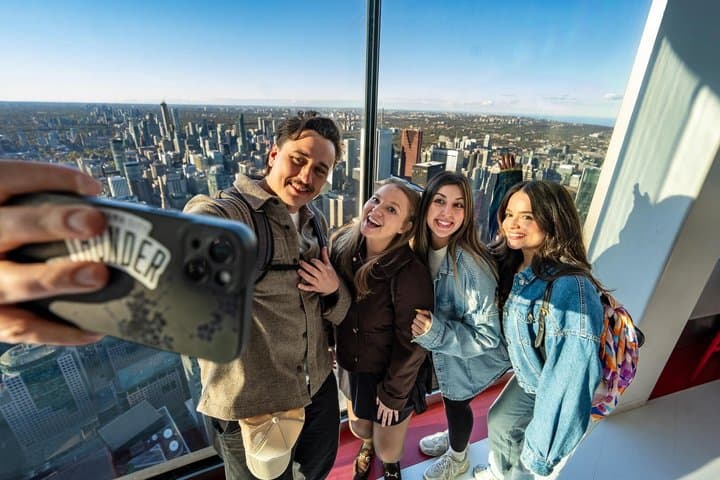 Toronto Premium Driving Tour with CN Tower & Boat Cruise