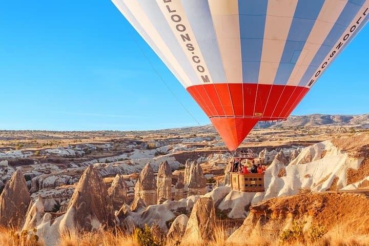 Sunrise Hot Air Balloon Flight Over Göreme & Fairy Chimneys