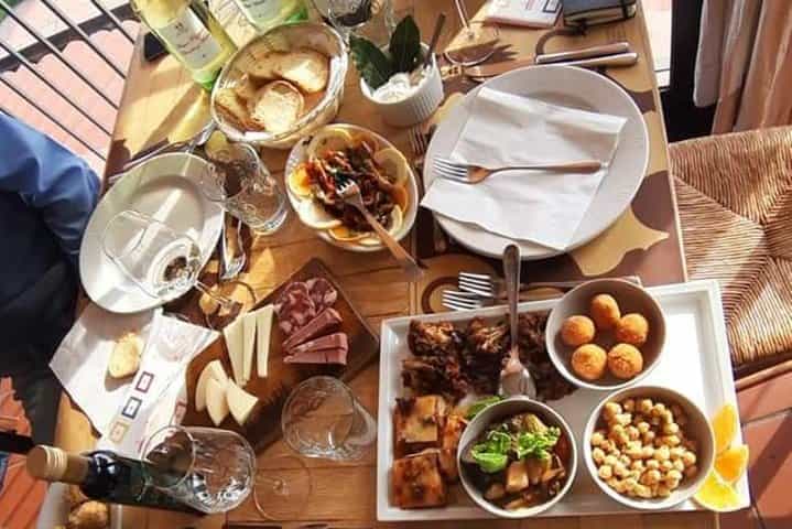 From Syracuse: Private Tour of Three Etna Wineries with food