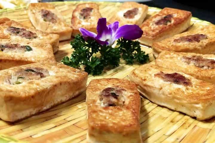The impression Liu sanjie show and local dinner in town