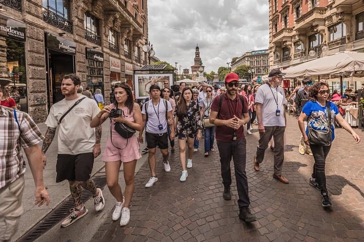 סיור היסטורי במילאנו עם כרטיס 'ארוחת הערב האחרונה' ללא תור
