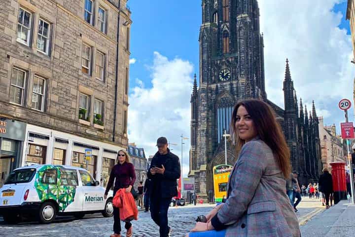 Walk on the pages of Edinburgh – private literary tour