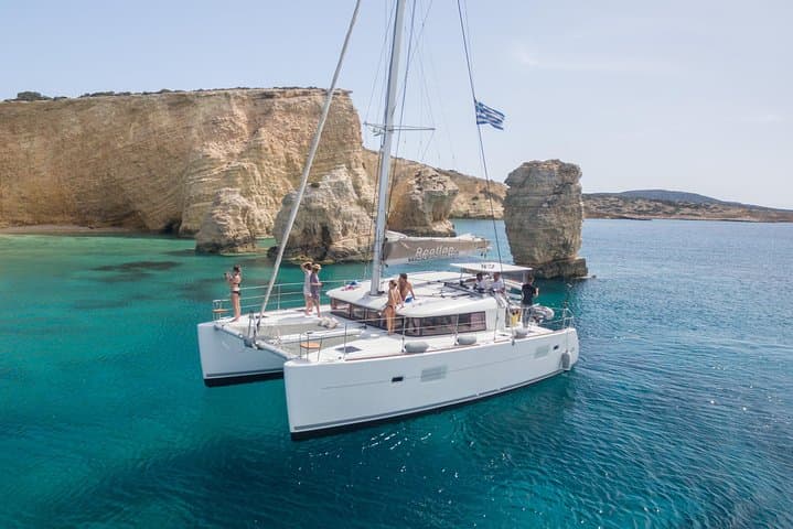 Shared Catamaran All inclusive-Day Cruise to Naxos or Paros