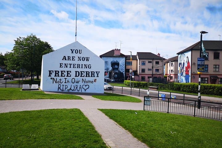 Derry City: The troubles Bogside walking tour