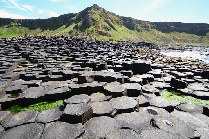 Dublin to Belfast Titanic, Dunluce Castle & Giant's Causeway Tour