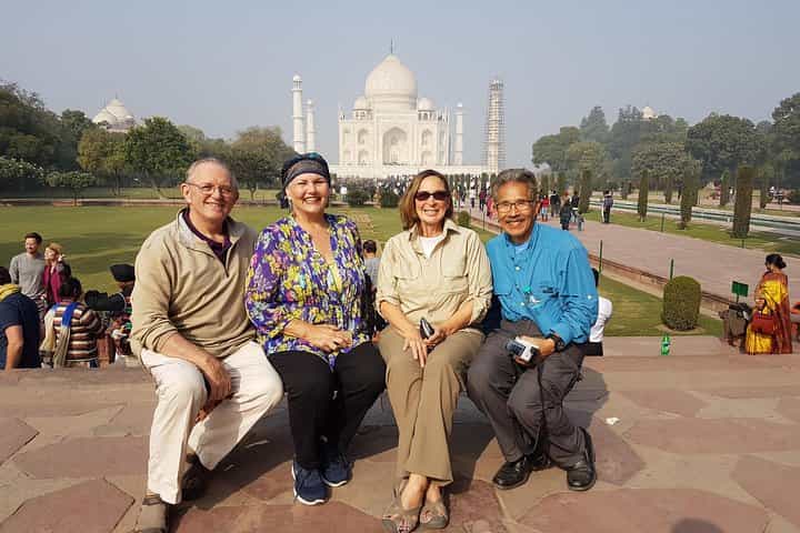 Taj mahal Private Tour from Delhi by Car