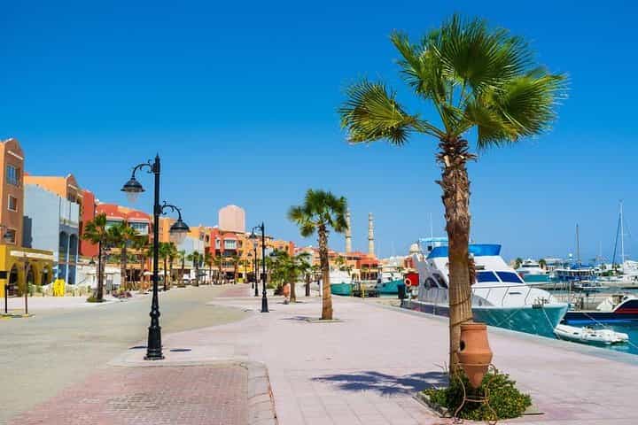 Hurghada City Sightseeing tour and live as a local